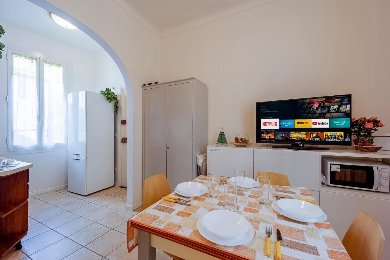 Il Gattino Di Sanremo - Trilocale Centro E Stazione Del Treno Apartment Luaran gambar